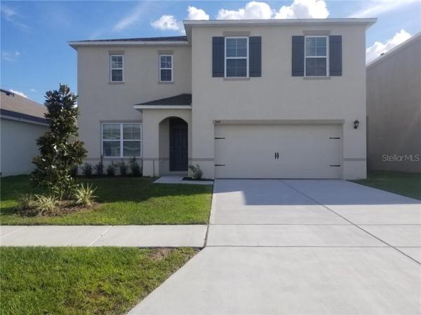 COUNTRY WALK OF WINTER HAVEN