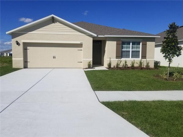 COUNTRY WALK OF WINTER HAVEN