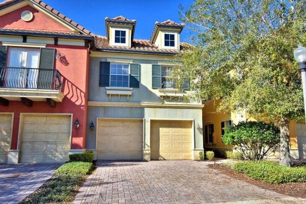 LAKESIDE VILLAS AT PROVIDENCE PH 01