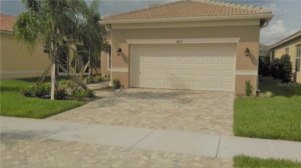 VALENCIA LAKES TRACT M LOT 46