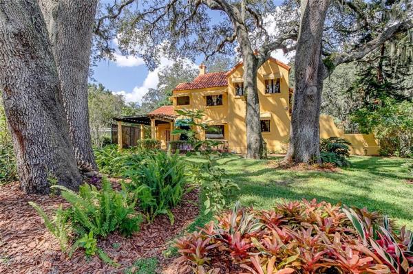 TEMPLE TERRACE ESTATES