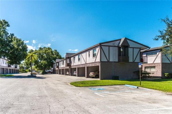 KING ARTHURS COURT CONDO