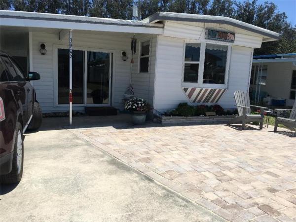 SUNNY SHORES TRAILER COM