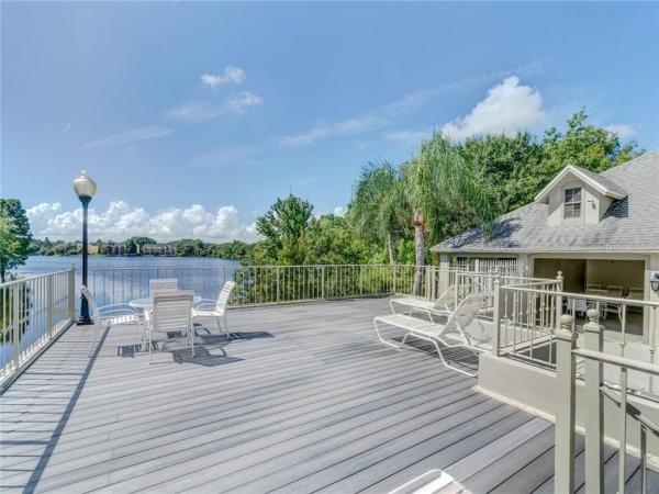 WESTCHESTER LAKE CONDO