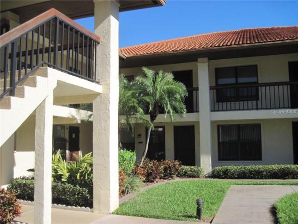 HAMMOCK PINE VILLAGE