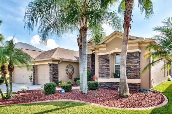 PLANTATION PALMS PH 05