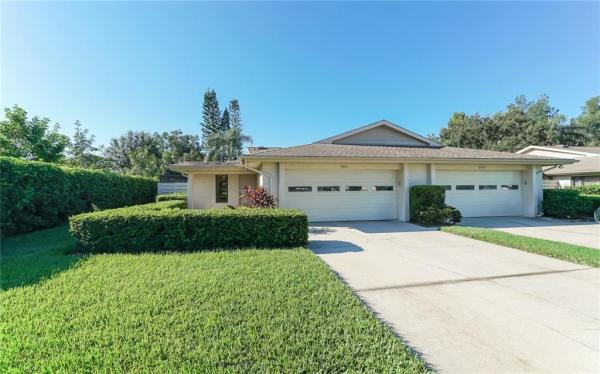 CENTER GATE ESTATE VILL 7