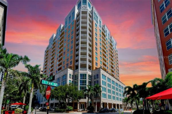 1350 MAIN RESIDENTIAL