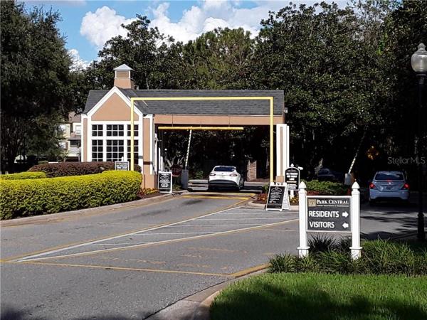 ESTATES/PK CENTRAL CONDO