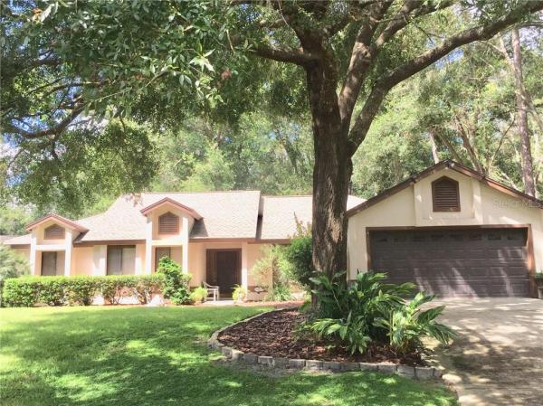 WOODLAND TERRACE AT COUNTRY CREEK