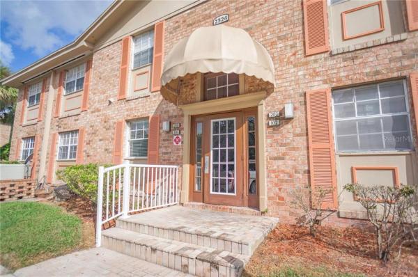 CARRINGTON PARK A CONDO