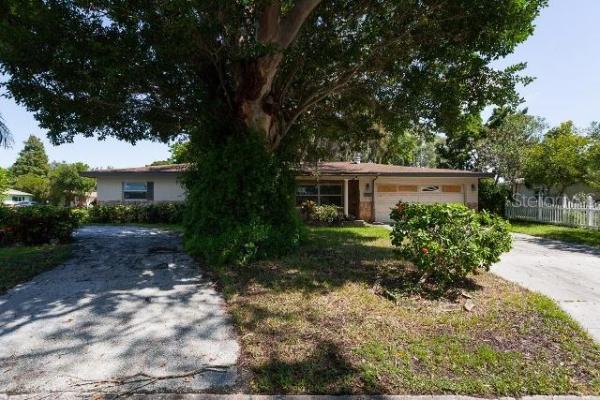 COURTS TOUCHETTE ADD