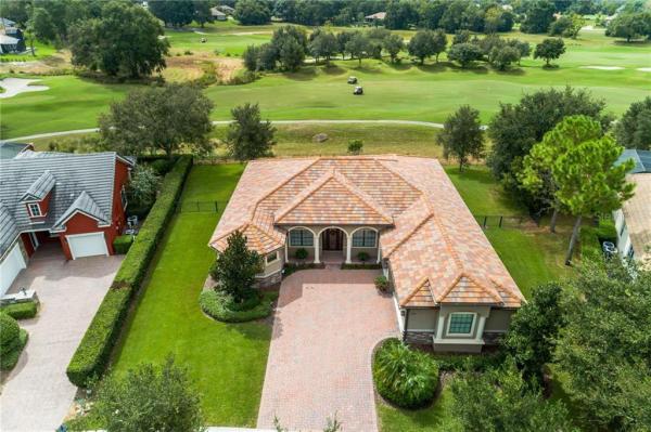 HEATHROW COUNTRY ESTATE