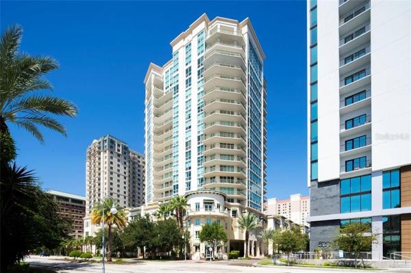 PLAZA HARBOUR ISLAND A CONDO