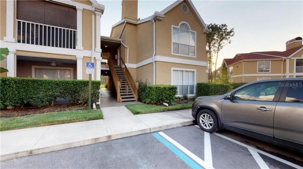 HIGHLANDS AT HUNTERS GREEN A CONDO