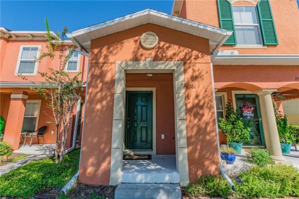 SUNSET POINTE TWNHMS