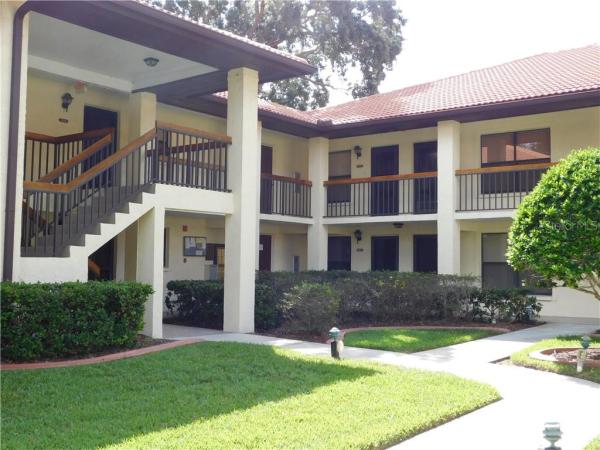 HAMMOCK PINE VILLAGE