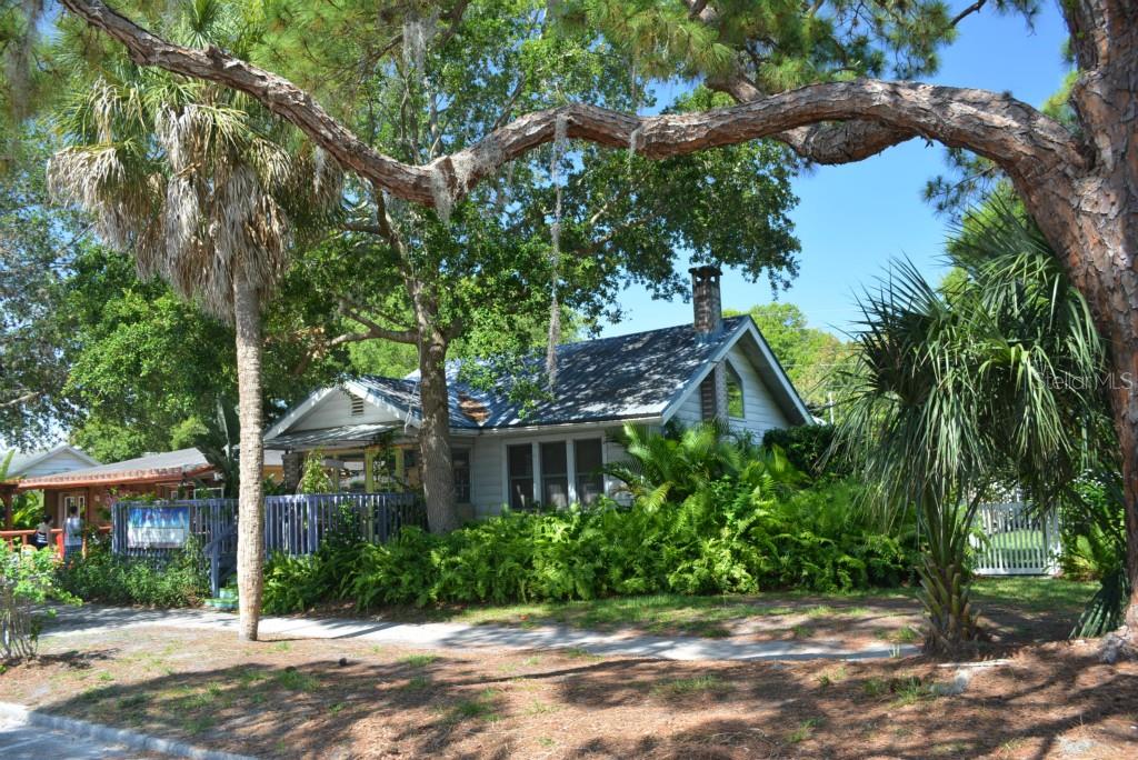 Retail - фотография Retail - фото