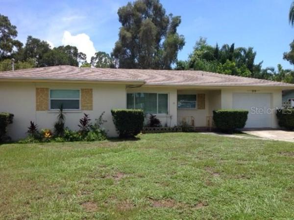 DUNEDIN LAKEWOOD ESTATES