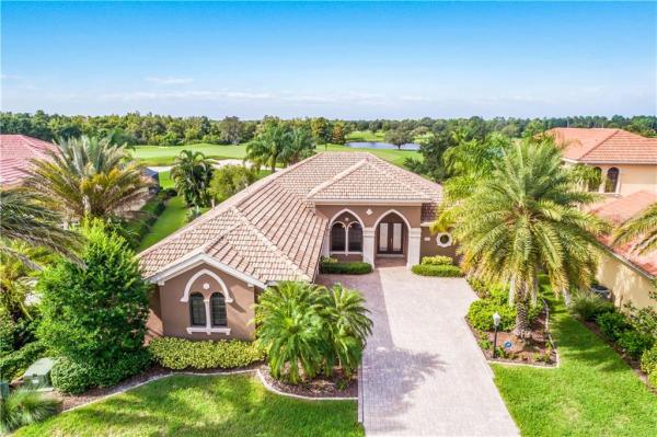 LAKEWOOD RANCH COUNTRY CLUB