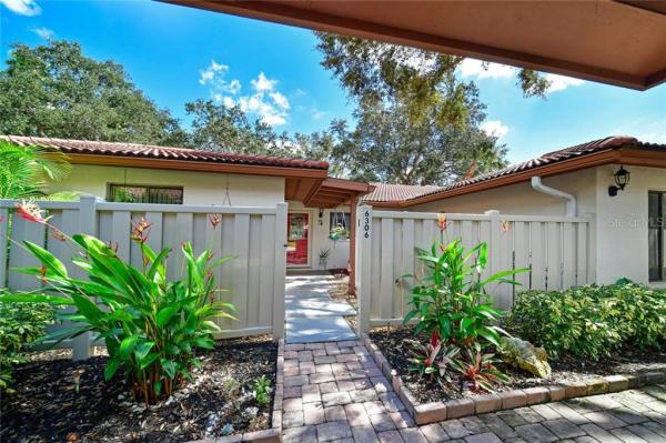 GARDEN VILLAS AT WILD OAK BAY