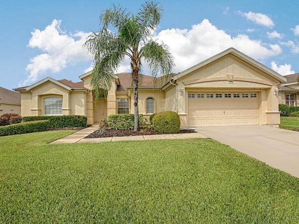 SPRUCE CREEK COUNTRY CLUB