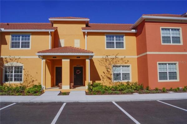 PARADISE PALMS RES-PH 3B