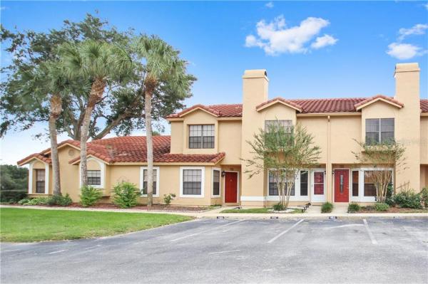 GREENBROOK VILLAS AT ERROL ESTATES 01