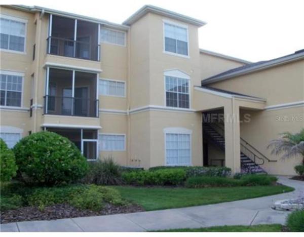 OXFORD PLACE AT TAMPA PALMS A CONDO