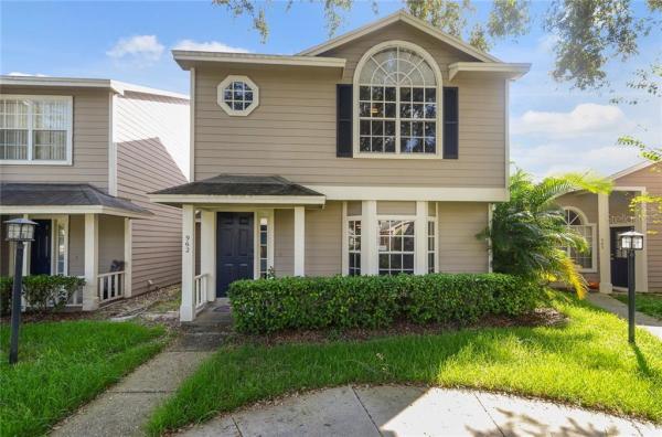 THATCHERS LANDING CONDO 03