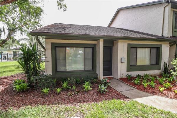 MEADOWOOD CONDO VILLAGE 06