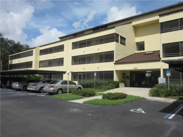 CARROLLWOOD VILLAGE/VILLAGE TOWERS CONDO