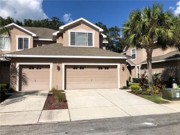 TOWNHOMES AT PARKSIDE