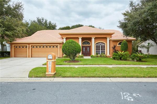 TRAILS AT VAN DYKE FARMS