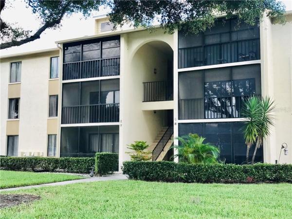 PINE RIDGE AT LAKE TARPON VILLAGE