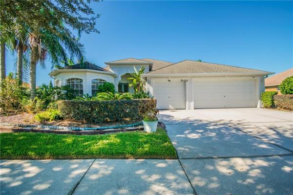 VALENCIA GARDENS PH 03