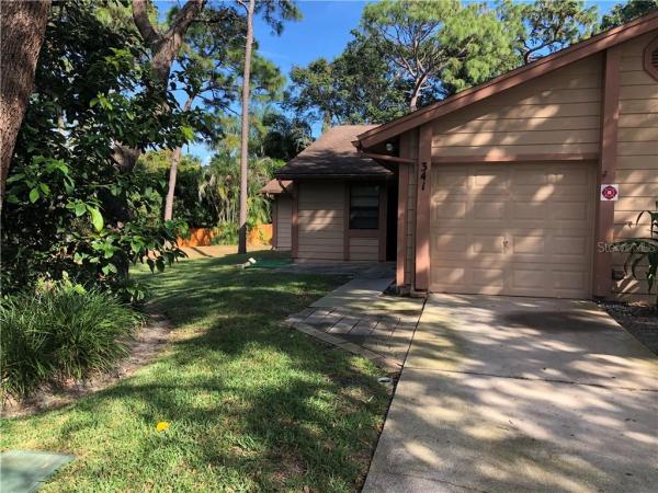 WOODS AT ANDERSON PARK CONDO THE