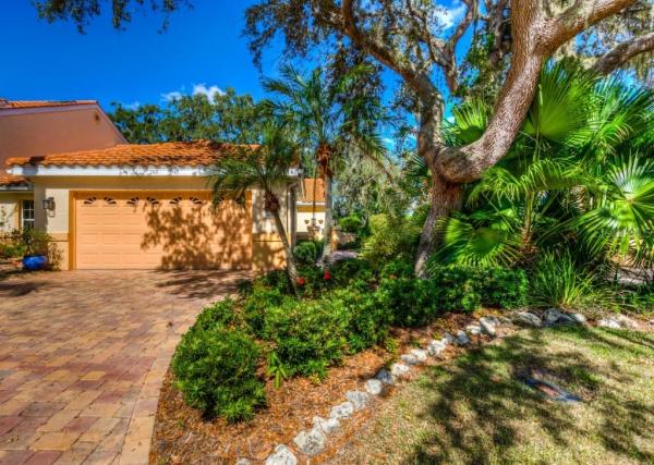 BLACKBURN POINT WOODS