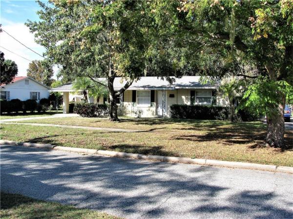 TAVARES LAKEWOOD PARK