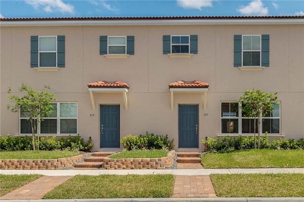 VILLA SOL TWNHMS VILLAGE 06