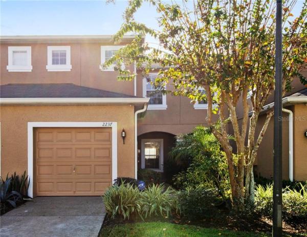 DEVON PLACE TOWNHOMES