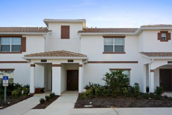 CHAMPIONS GATE / STONEYBROOK SOUTH