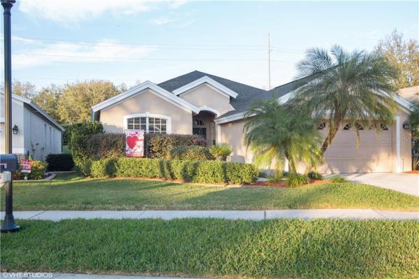 RIVER HILLS COUNTRY CLUB PH 11