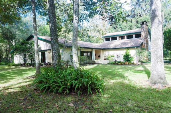 VISTA HEIGHTS ESTATES