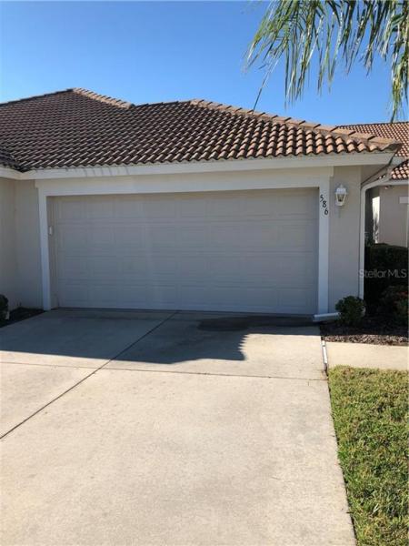 PELICAN POINTE GOLF & COUNTRY CLUB