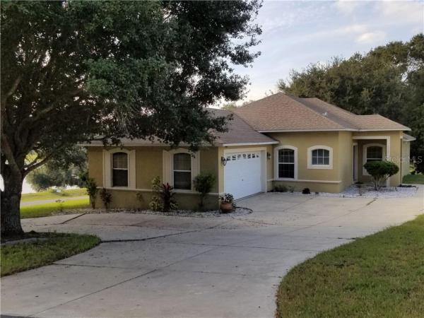 LADY LAKE HIDDEN OAKS