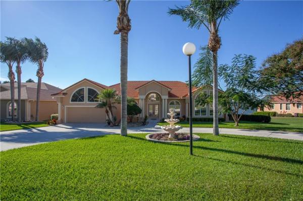 REFLECTIONS OF JULIANA