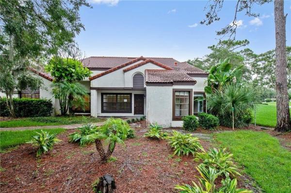 VILLA D ESTE TWNHMS CONDO