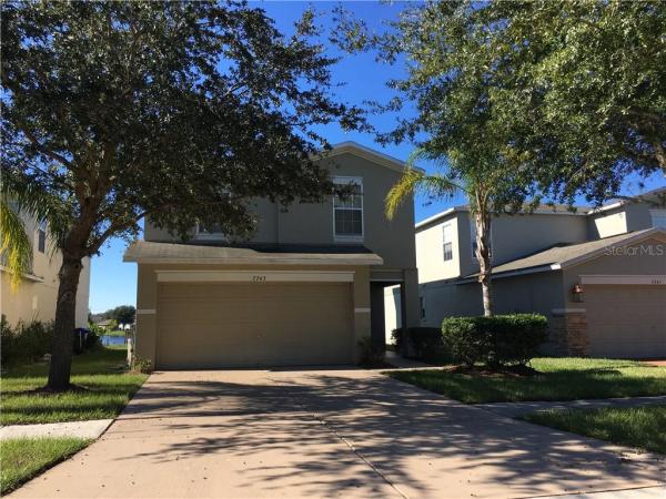 CARRIAGE POINTE PH 01