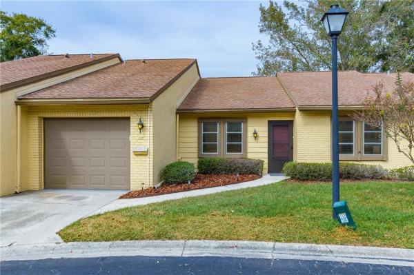 RAINTREE VILLAGE CONDO